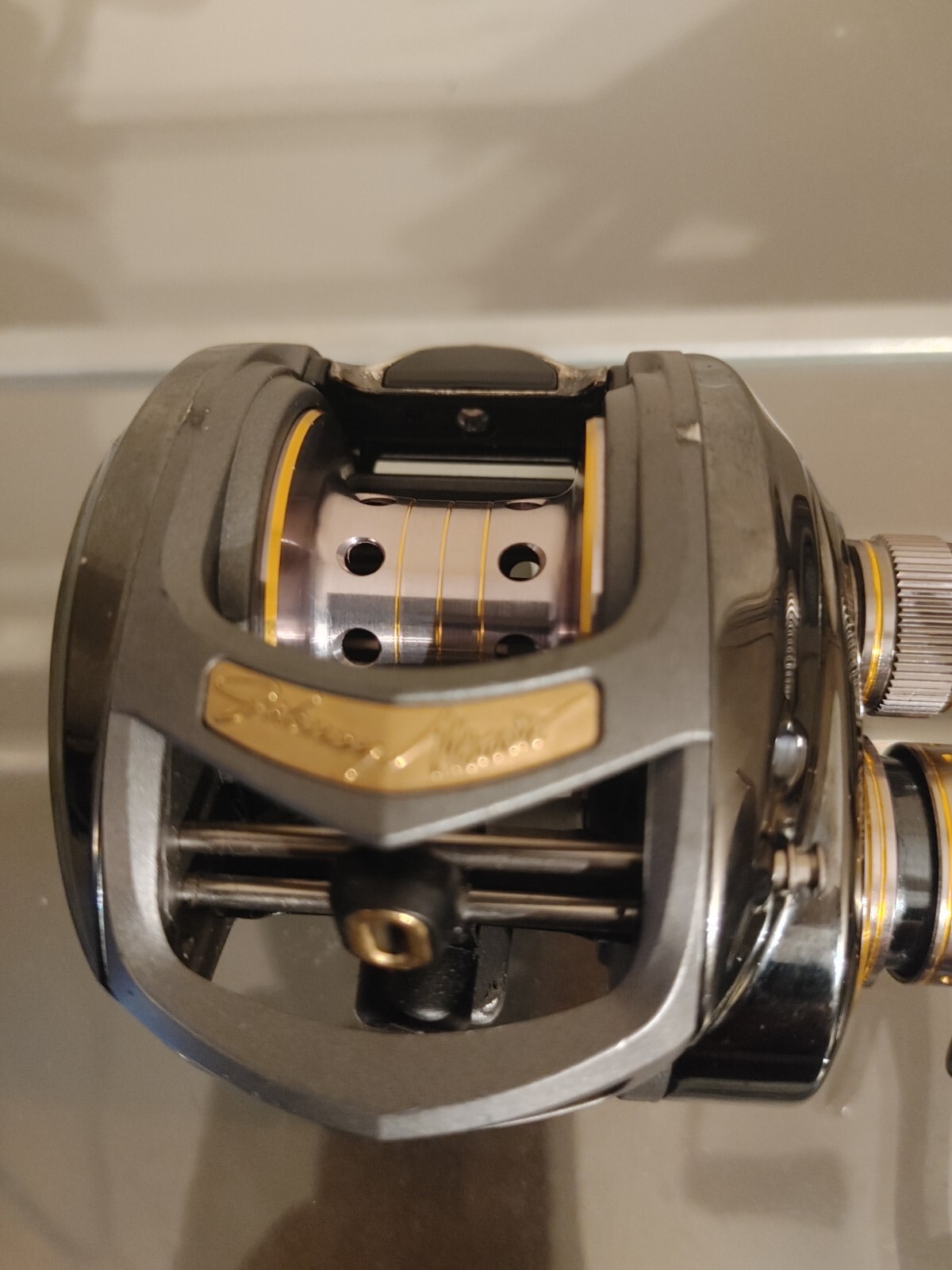 Bass Pro Shops Johnny Morris Signature Series XPS JSG10SHA baitcaster