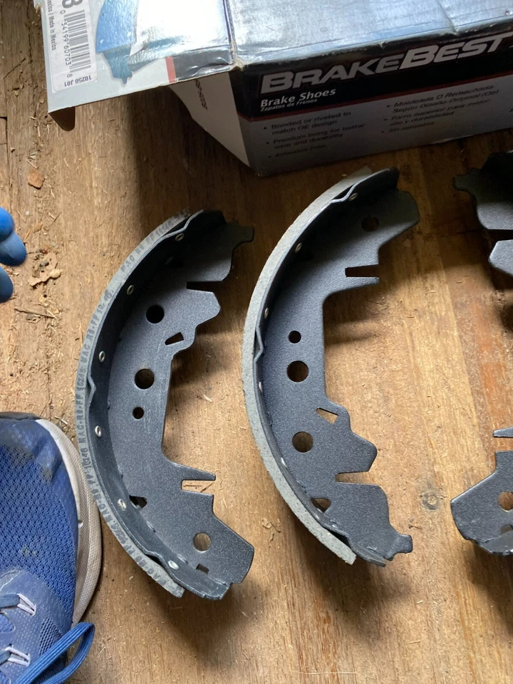 NOS BrakeBest 703 Brake Shoes Dodge Chrysler Town & Country? 2002 Van - Image 2 of 4