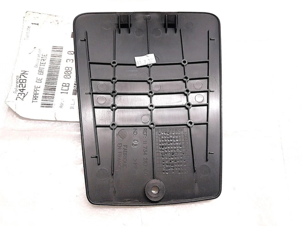 TRAPPE A BATTERIE ORIGINALE PEUGEOT SCOOTERS PGT X-FIGHT 50+100cc et X-RACE 50cc - Photo 2/3