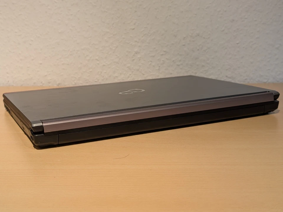 FUJITSU LIFEBOOK E736 i5-6gen. 4GB RAM, 500 GB HDD Win10, 13,3 Zoll - Bild 4 von 4