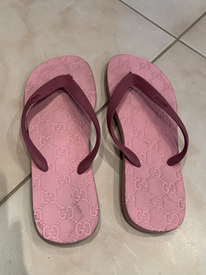 GUCCI GG Logo Mujer Rosa Tanga Sandalias Chanclas - Talla 39 Foto 2 de 4