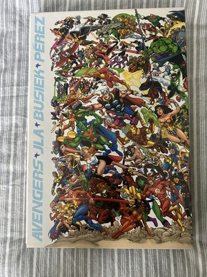 DC & Marvel Crossover! JLA  Avengers Collectors Edition HC Busiek Pérez