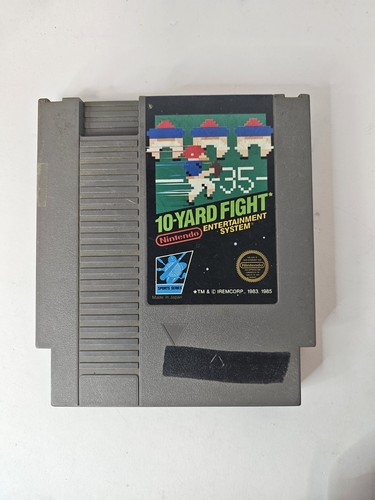10-Yard Fight (Nintendo Entertainment System, 1985) - Picture 1 of 3