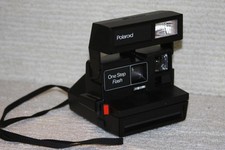 Vintage Polaroid OneStep Flash 600 Instant Film Camera Black Retro Point Shoot