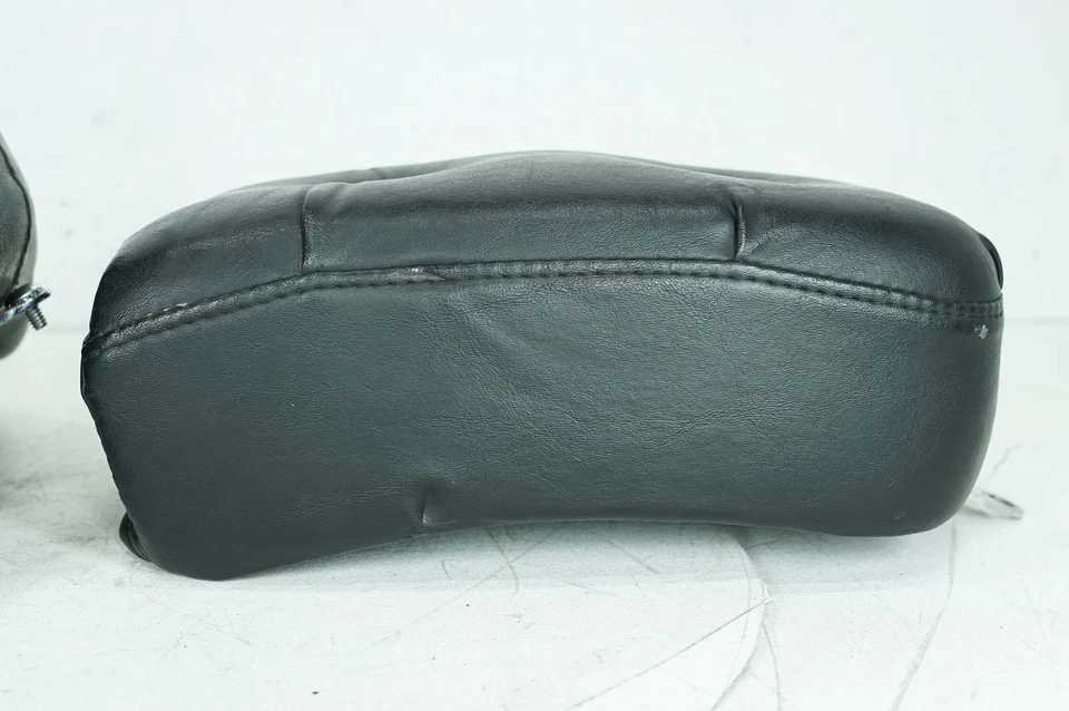03 Harley Sportster XL883 Hugger OEM Passenger Rider Driver Seat Saddle Pillions - Image 4 of 4
