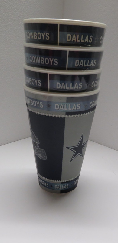 NEW Dallas Cowboys 4 Plastic 16oz Drinking Cups 3Dshift Hologram NFL Football