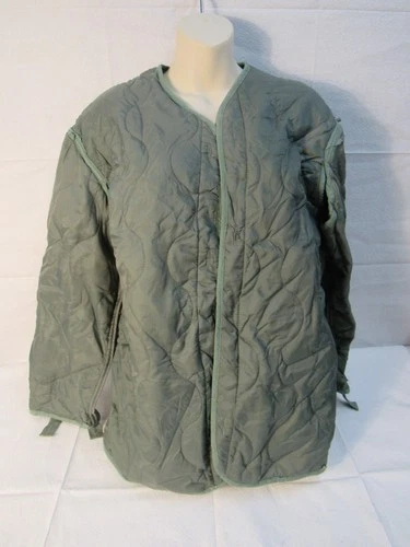 US Military Cold Weather Field Coat Liner Size Large 8415-00-782-2889F