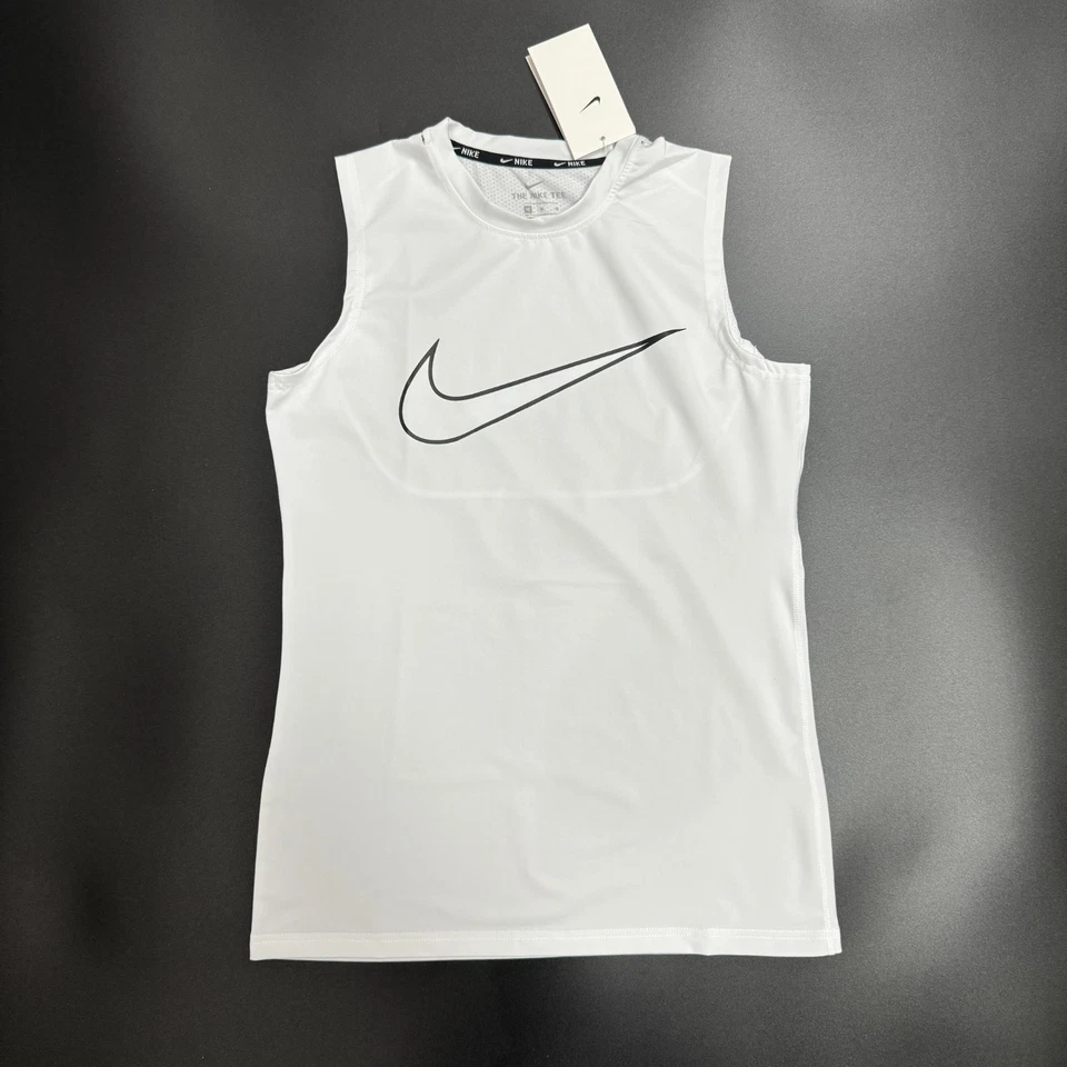 Nike Pro Dri-FIT Men's Tight-Fit Sleeveless Top - Image 3 of 4