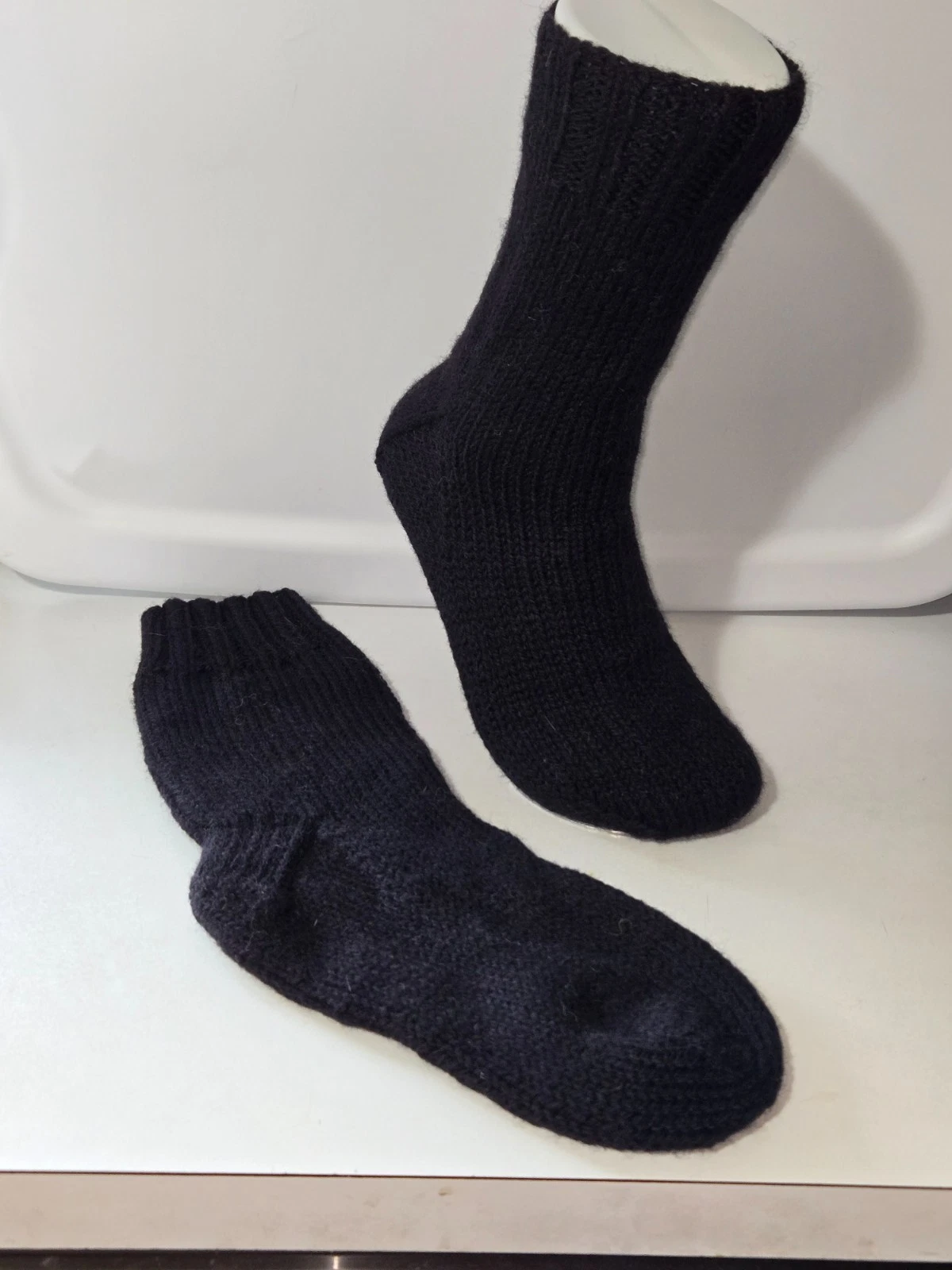 HAND KNIT MEN'S WOOL SOCKS 10-11" Foot