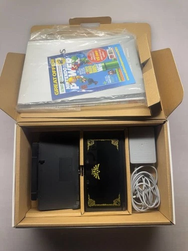 Nintendo 3DS The Legend of Zelda 25th Anniversary Edition System w/Box & Charger