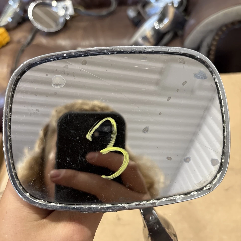 1973-1977 Pontiac Grand Am LeMans Outside Mirror With Gasket - Image 2 of 4