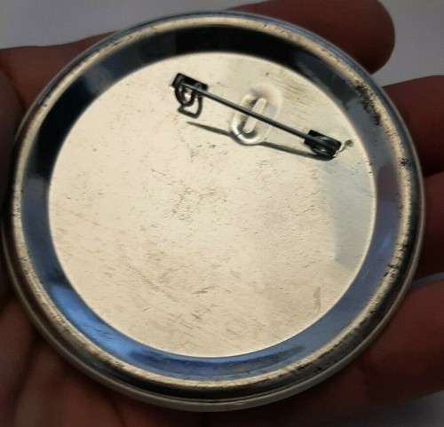 Vintage Bell of Pennsylvania We Dont Give Up 3" pinback United Way estuvo involucrado - Imagen 2 de 2