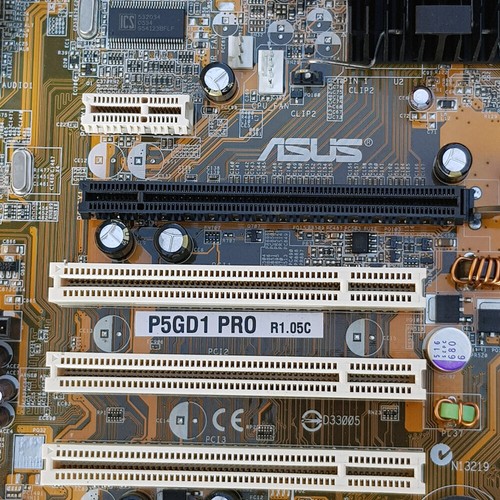 ASUS P5GD1 PRO R105C Motherboard Socket 775 + Intel CPU + I/O Plate - 第 7/9 張圖片