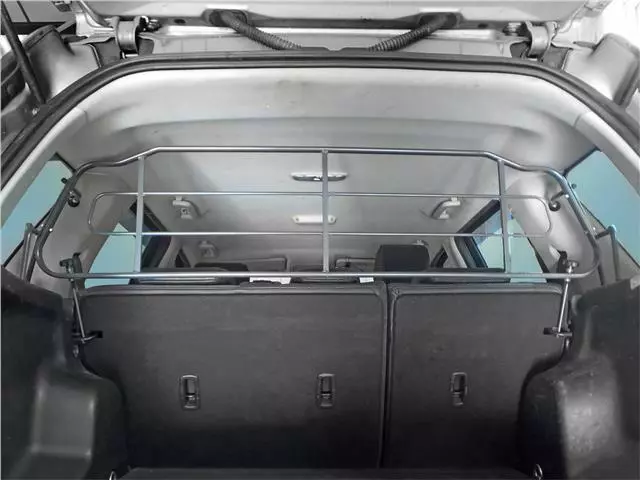 Freelander 2 dog guard fitting instructions top