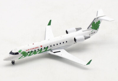 JC Wings AIR CANADA Jazz for Bombardier CRJ200 C-FDJA 1/200 plane