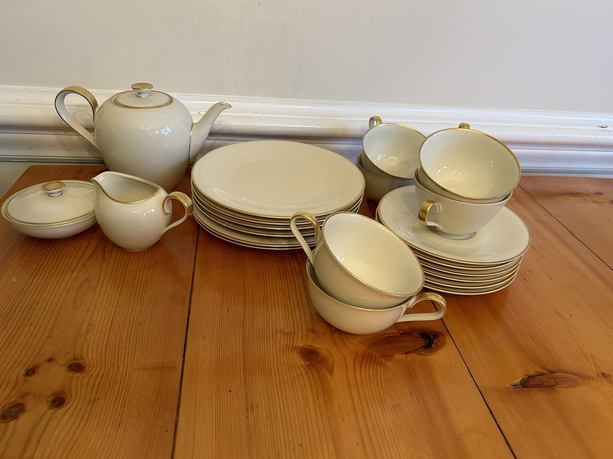 Heinrich&Co Selb Bavaria アンティーク　食器 21 Pieces Heinrich- H&C Selb Bavaria Cream / Gold Trim - Excellent