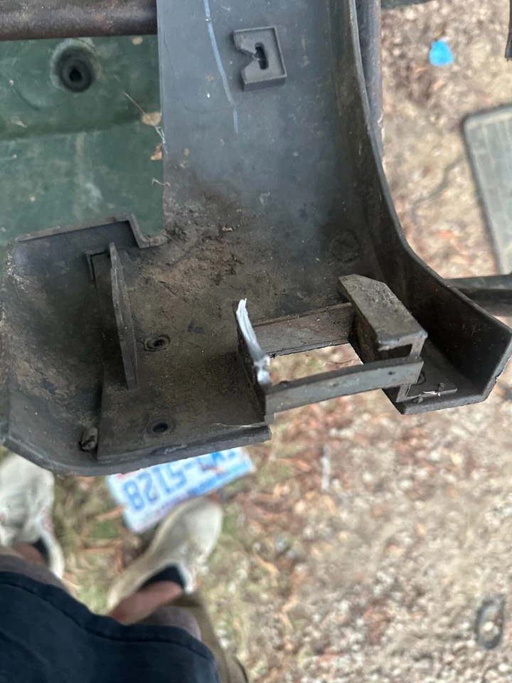 02-06 CHEVROLET AVALANCHE 1500 2500 OEM LH GUARDABARROS TEXTURA INFERIOR MOLDURA MOLDURA Foto 3 de 3