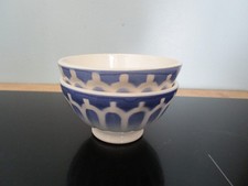 2 Petits BOLS Anciens Porcelaine Dinette décor Bleu  Vintage/toy bowl N°1