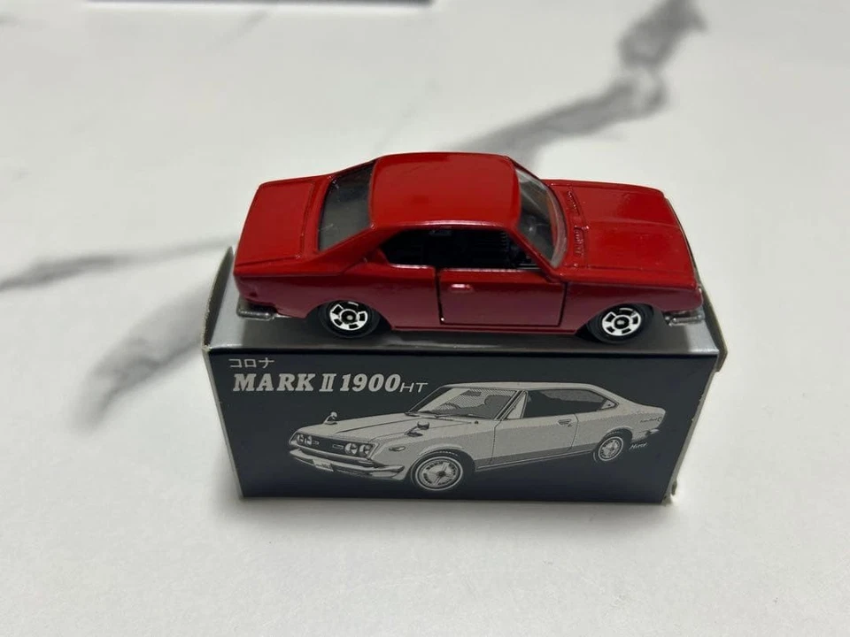 【Tomica】TAM 原装丰田 Corona MARK II 1900HT 红色压铸汽车日本制造 — 第 2/4 张图片