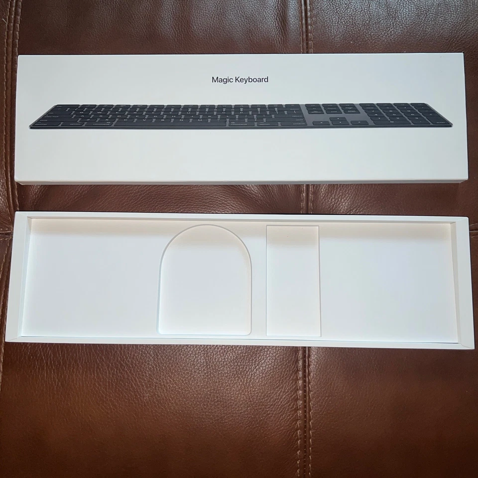 Apple Magic Keyboard With Numeric Keypad Space Gray A1843 - EMPTY BOX Only - Image 3 of 4
