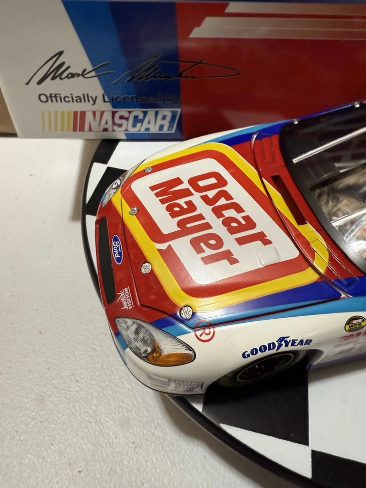 Mark Martin #6 KRAFT 2004 Owners Series 1/24 Nascar Diecast - Image 3 of 4