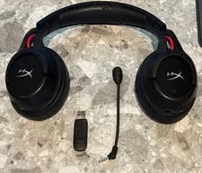 HyperX Cloud Flight - Wireless Gaming Headset, Detachable Noise Canceling Mic