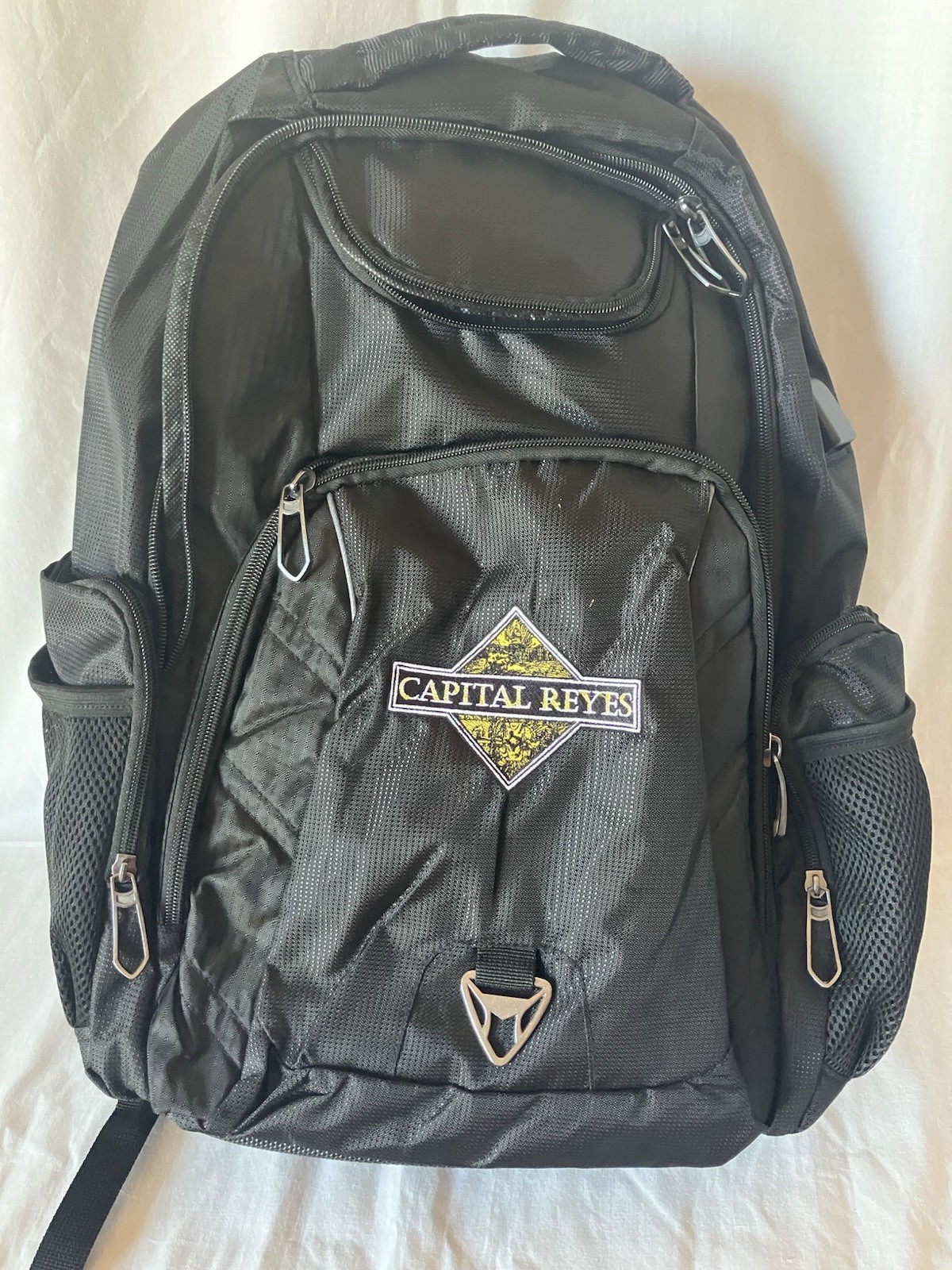 Leeds Checkmate Multi Compartment Computer Friend… - image 1