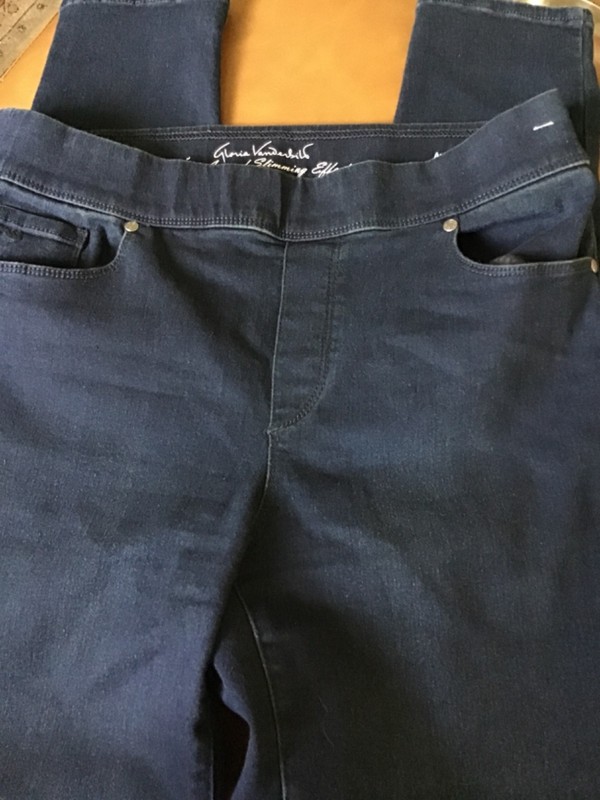 Gloria Vanderbilt Jeans Womens 12 Blue Avery Slimming Jeggin dark Wash