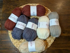7 skeins Knit Picks Wool of the Andes Worsted wool yarn - 5 colors
