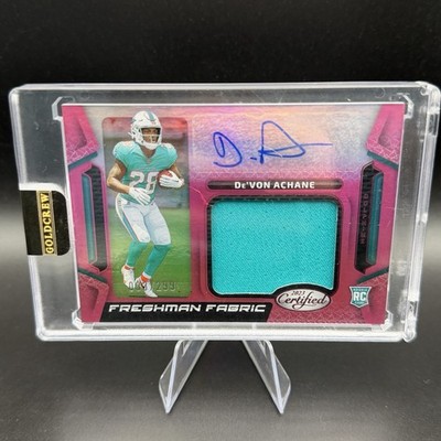 De’Von Achane 2023 Panini Certified Freshman Fabric Mirror FFMS-32 RC RPA  /299