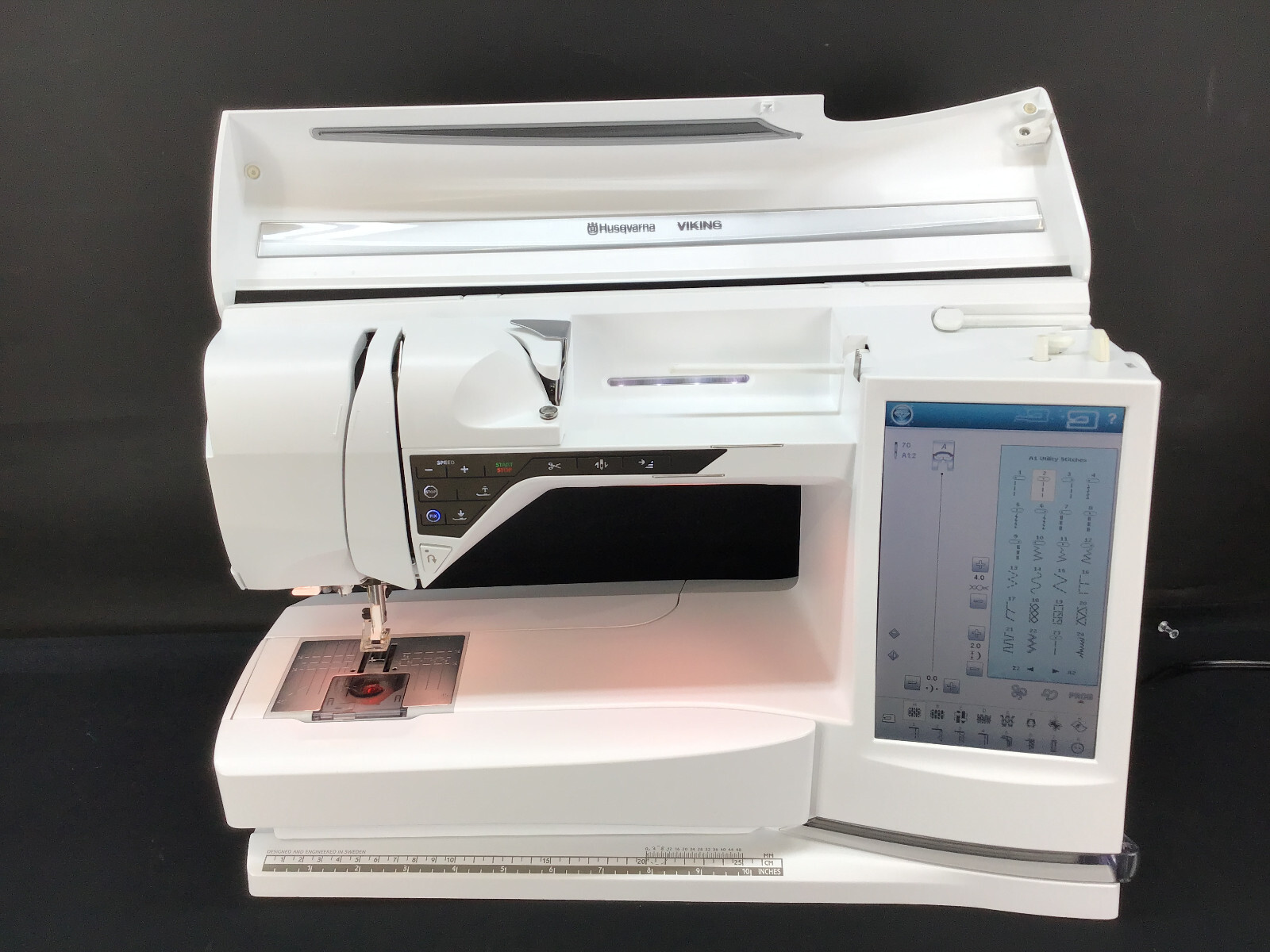 Husqvarna Viking Designer Diamond Computerized Sewing + Embroidery Machine eBay