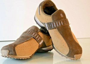teva leather slip on