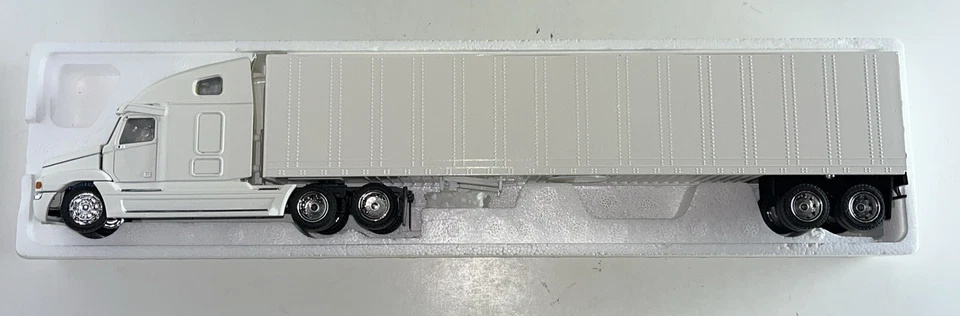 Tonkin White Transport Freightliner Tractor Trailer Truck 1:43 Century Class - Image 2 of 4