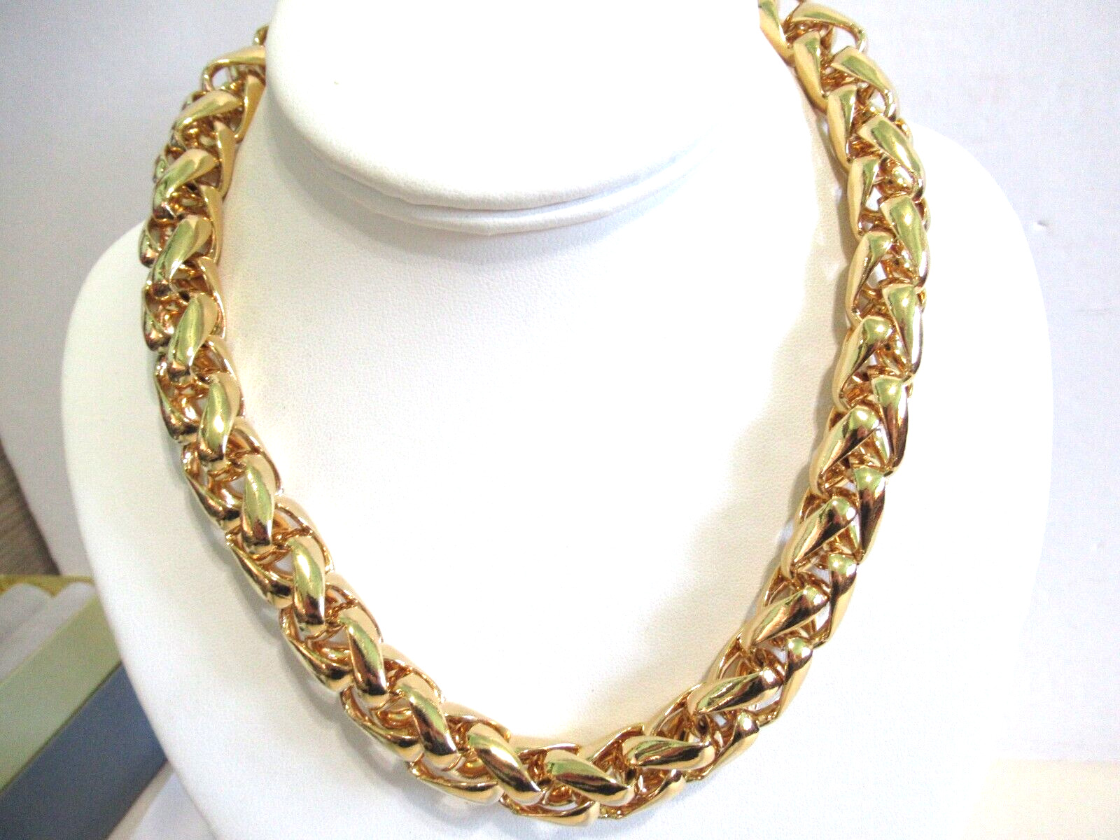 THICK ROLLED VERY HEAVY GOLD TONE LINK NECKLACE S… - image 1