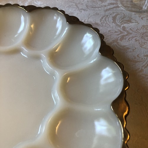 Vintage Anchor Hocking Milk Glass Deviled Egg Plate with Gold Trim Ornate Bottom - Picture 7 of 8