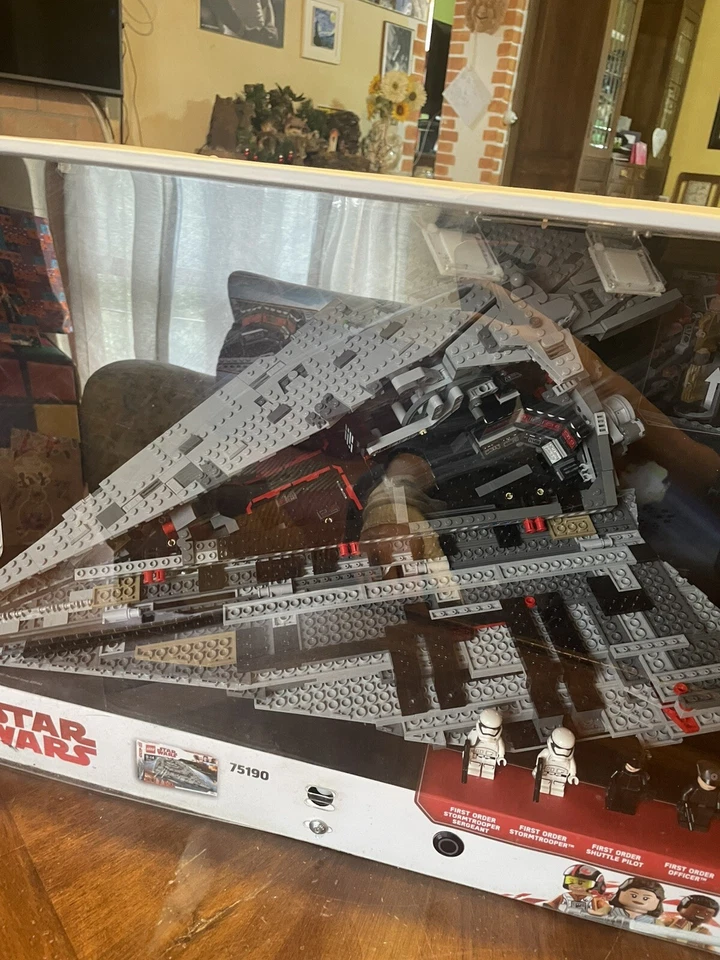 LEGO Star Wars 75190 First Order Star Destroyer, foto 2 di 5