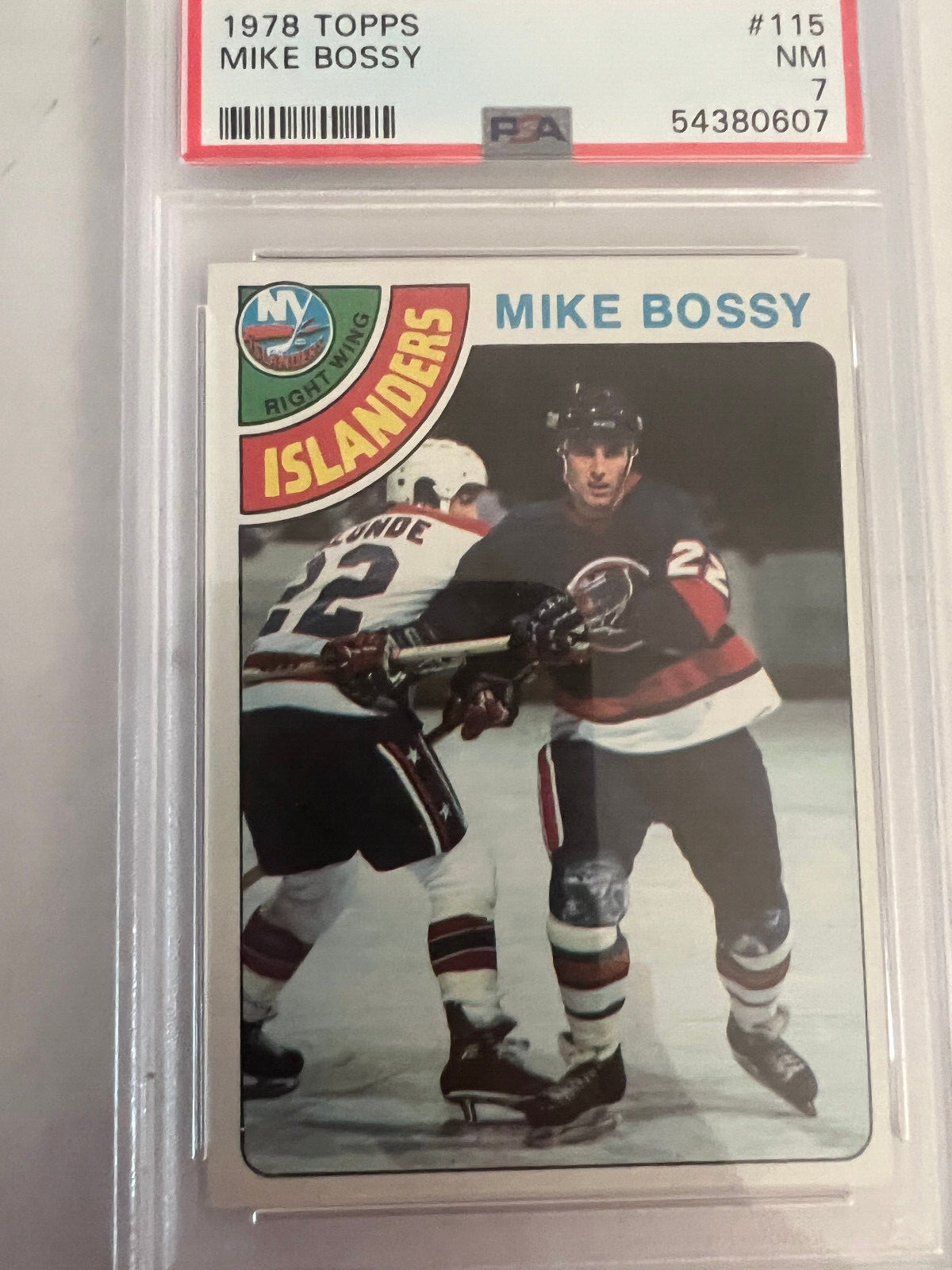 1978 Topps Hockey Card, Mike Bossy NM PSA 7