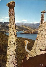 B52977 Lac de Serre Poncon Les Cheminees des Fees de Pontis  france