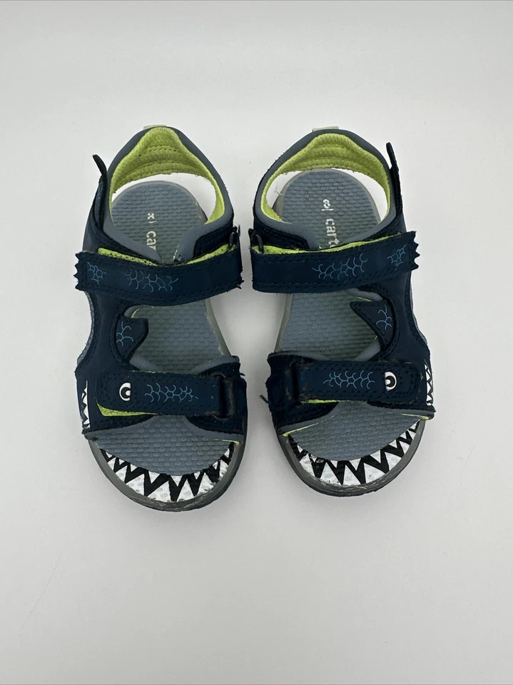 Sandalias iluminadas Carter's Funny Monster para niños pequeños talla 8 EE. UU./24 EUR- Usadas...64 Foto 3 de 4