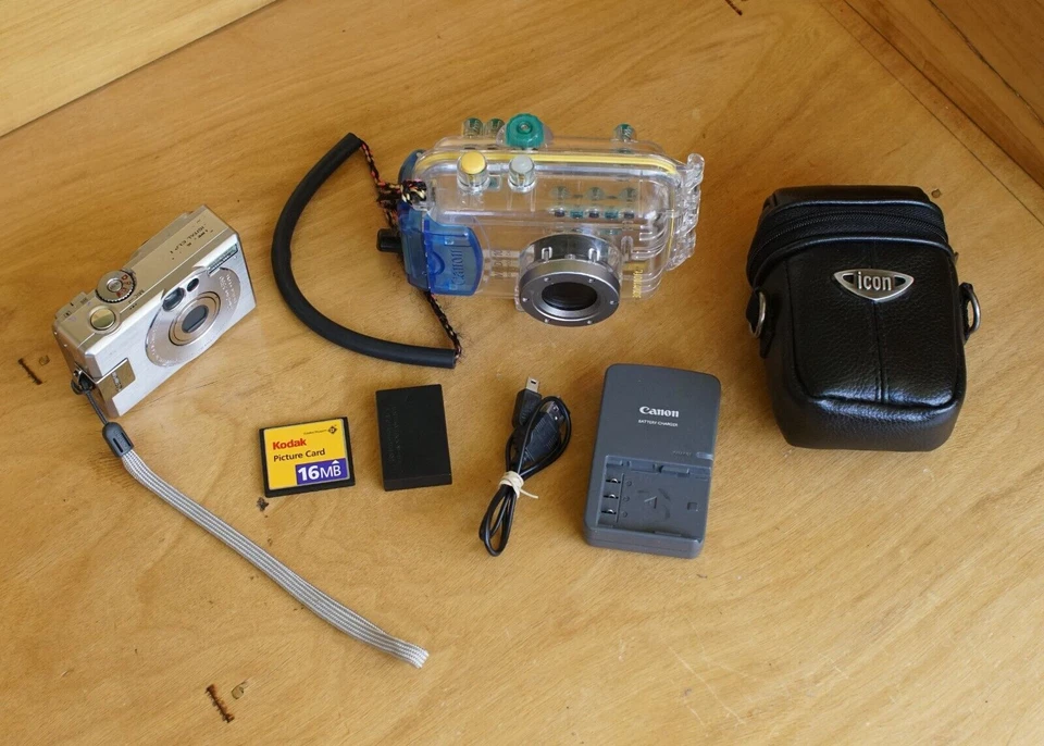 Canon Powershot Digital Elph S330 2MP 3x Zoom Tested Working w/ Underwater Case - image 2 of 4