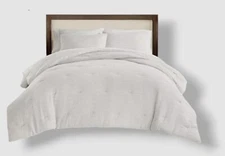 Noble Linens 3 Piece White Full/Queen Waffle Textured All Season Comforter