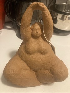 HOMEBERRY / AMOY-ART / HAUCOZE BBW Woman Yoga Resin Sculpture Figurine