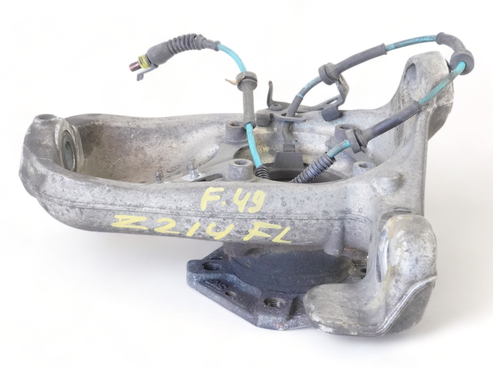 2003 - 2010 Maserati Quattroporte M139 Spindle Knuckle Front Driver Left Lh OEM