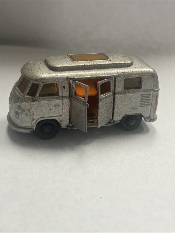 1967 Matchbox Lesney Series no. 34 Volkswagen Camper