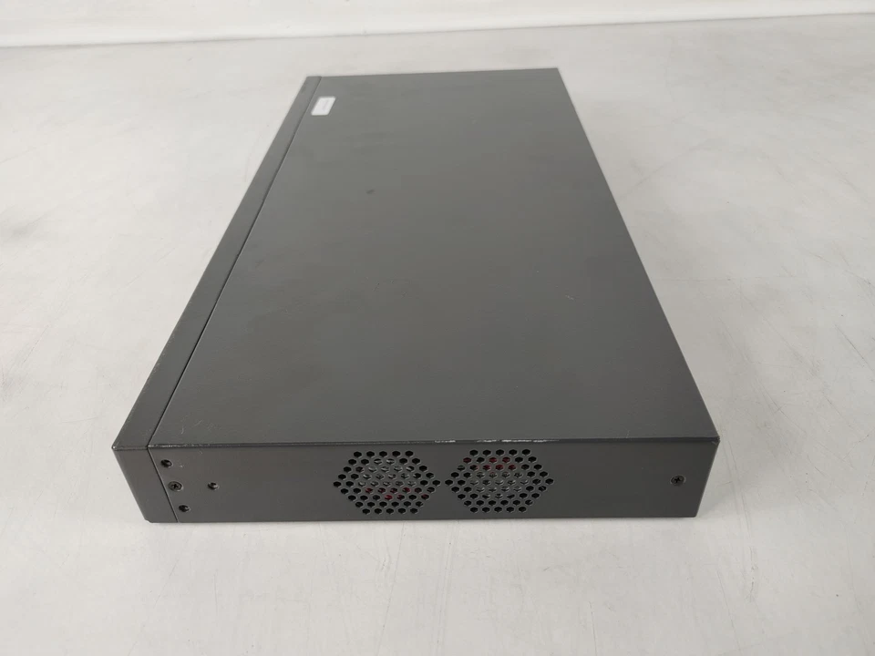 Conmutador inteligente Gigabit de 28 puertos TP-Link JetStream 24 puertos PoE+ TL-SG2428P Foto 4 de 4