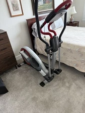 Cross Trainer. Virtually New. Great Condition. Not Using And Ready To Sell.