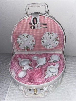 Delton Products Porcelain Tea Set in Wicker Basket   Pink Floral Gingham