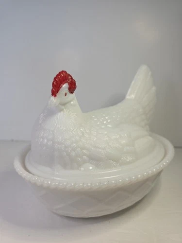 Vtg Westmoreland Chicken Hen On A Nest White Milk Glass w Red Crest Lidded Dish