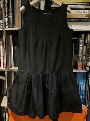 J + Jil Sander Uniqlo Kleines Schwarze Kleid - Large Top Zustand!