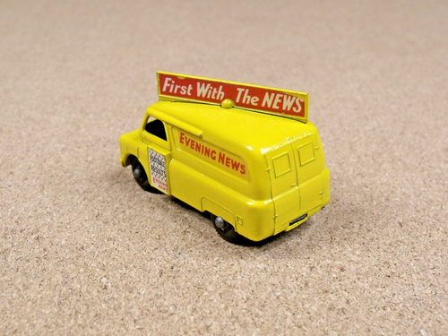 OLD VINTAGE LESNEY MATCHBOX # 42 BEDFORD EVENING NEWS VAN - Picture 6 of 10